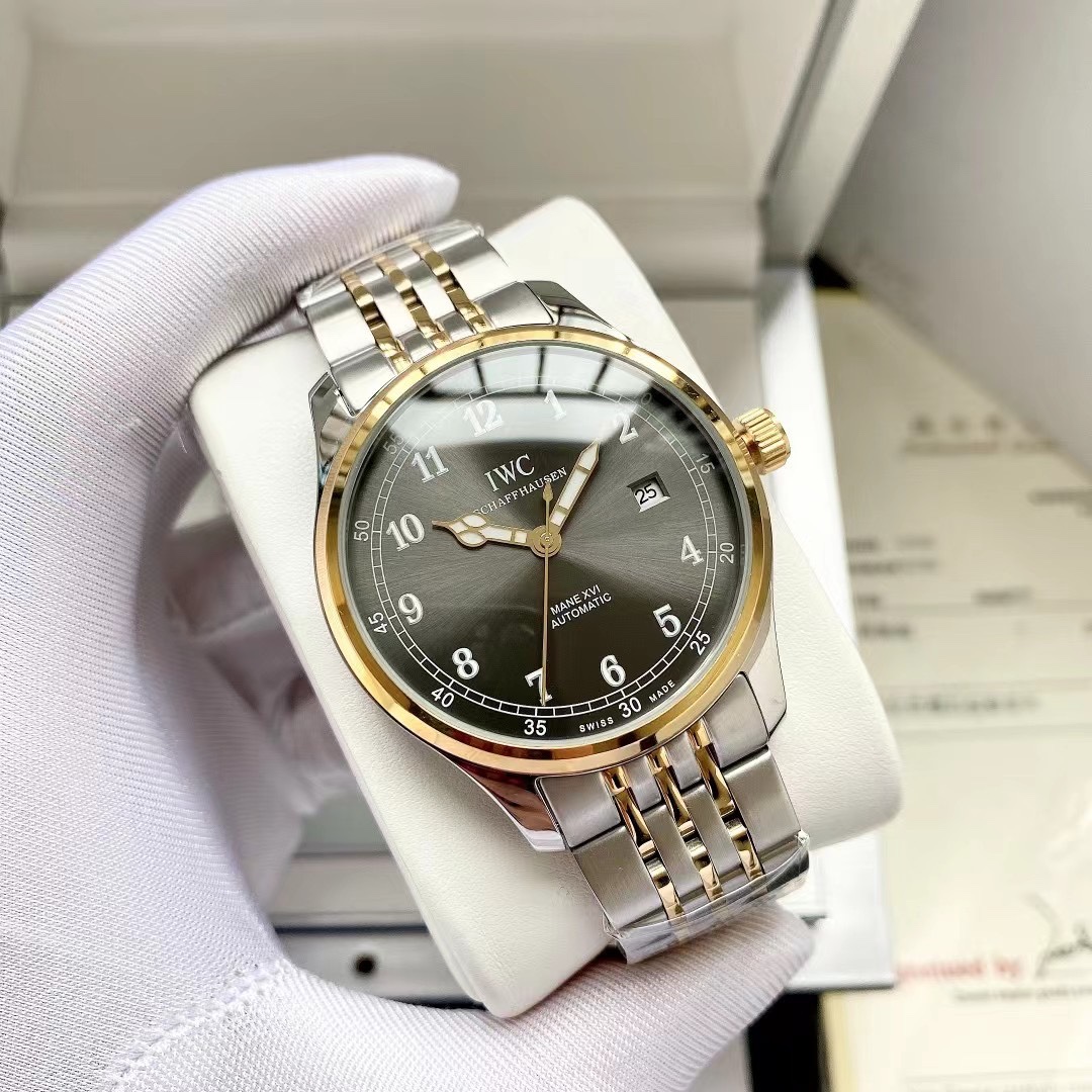 IWC- Fine men's watches Fully automatic mechanical movement, top 316 steel case and strap