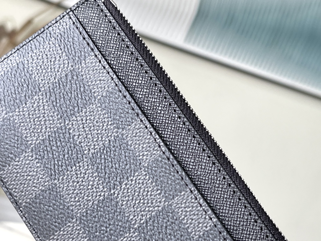 𝐋𝐎𝐔𝐈𝐒 𝐕𝐔𝐈𝐓𝐓𝐎𝐍   N64038