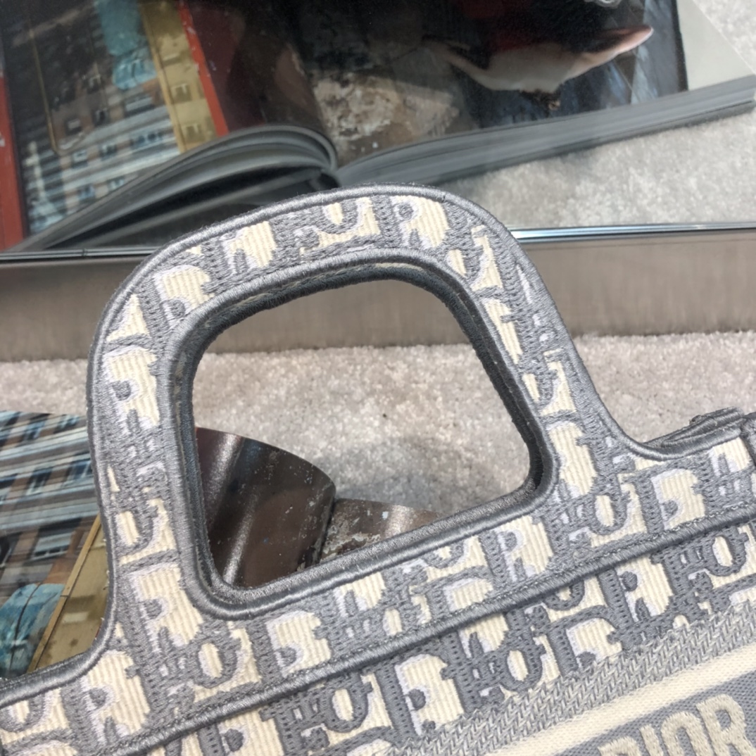 Mini Book tote letter gray