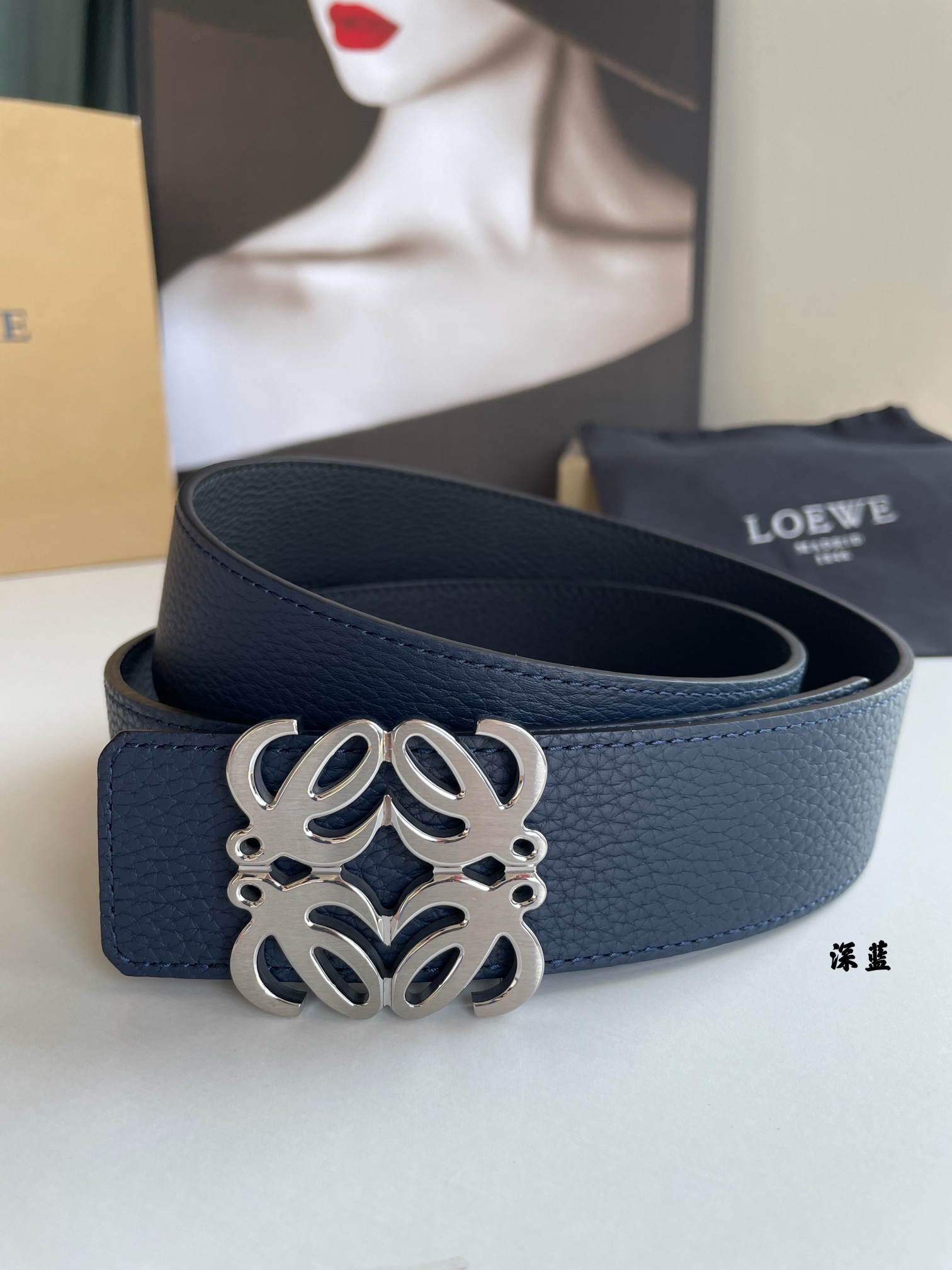 LOEVE stainless steel logo pattern metal buckle with top layer cowhide reversible