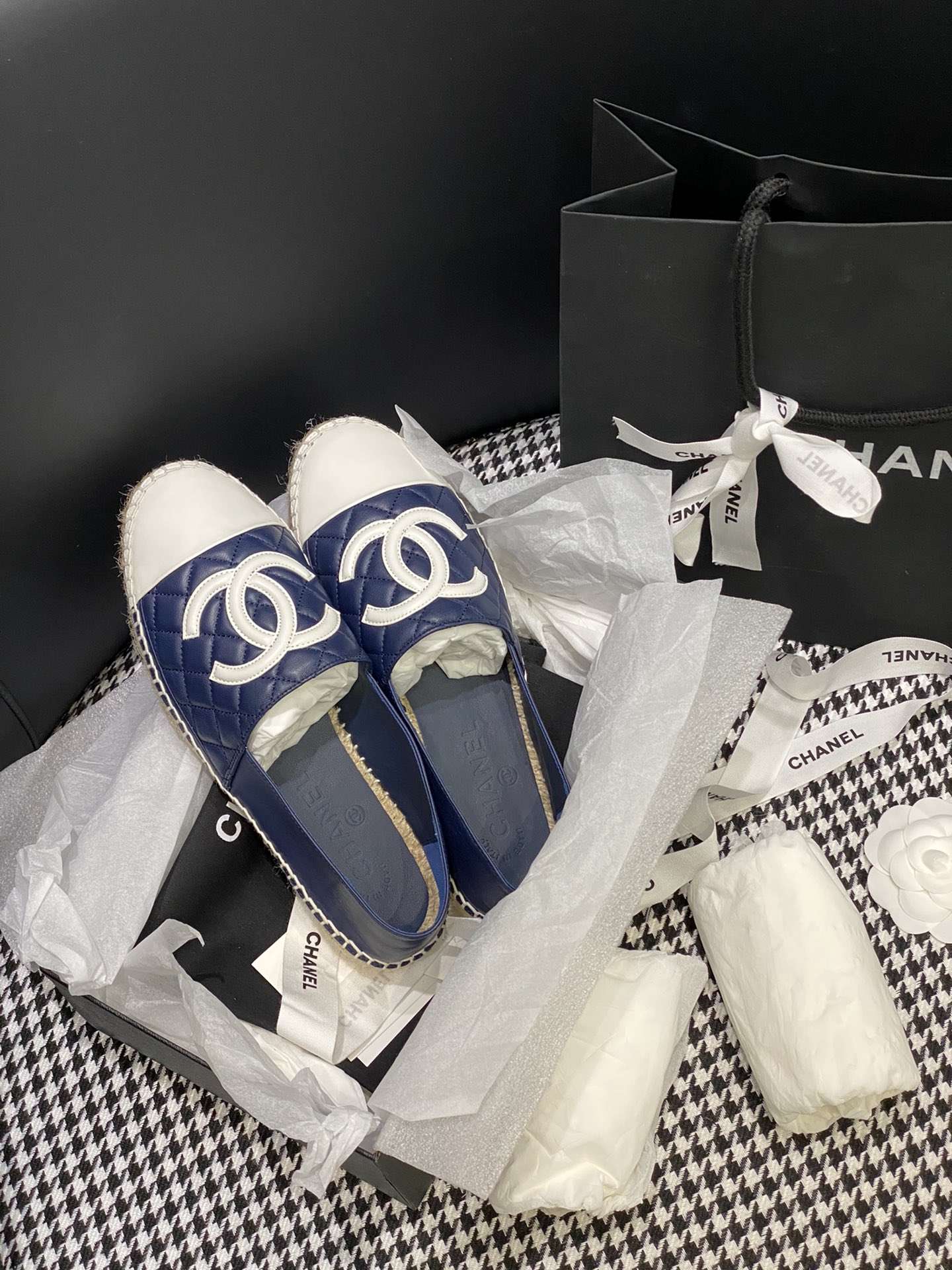 CHANEL fisherman shoes Chanel classic version of the original injection of rubber translucent rubber original color hemp sole