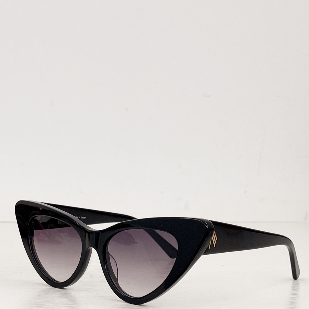 LINDA FARROW✨✨✨MODEL：DORA D-FRAME