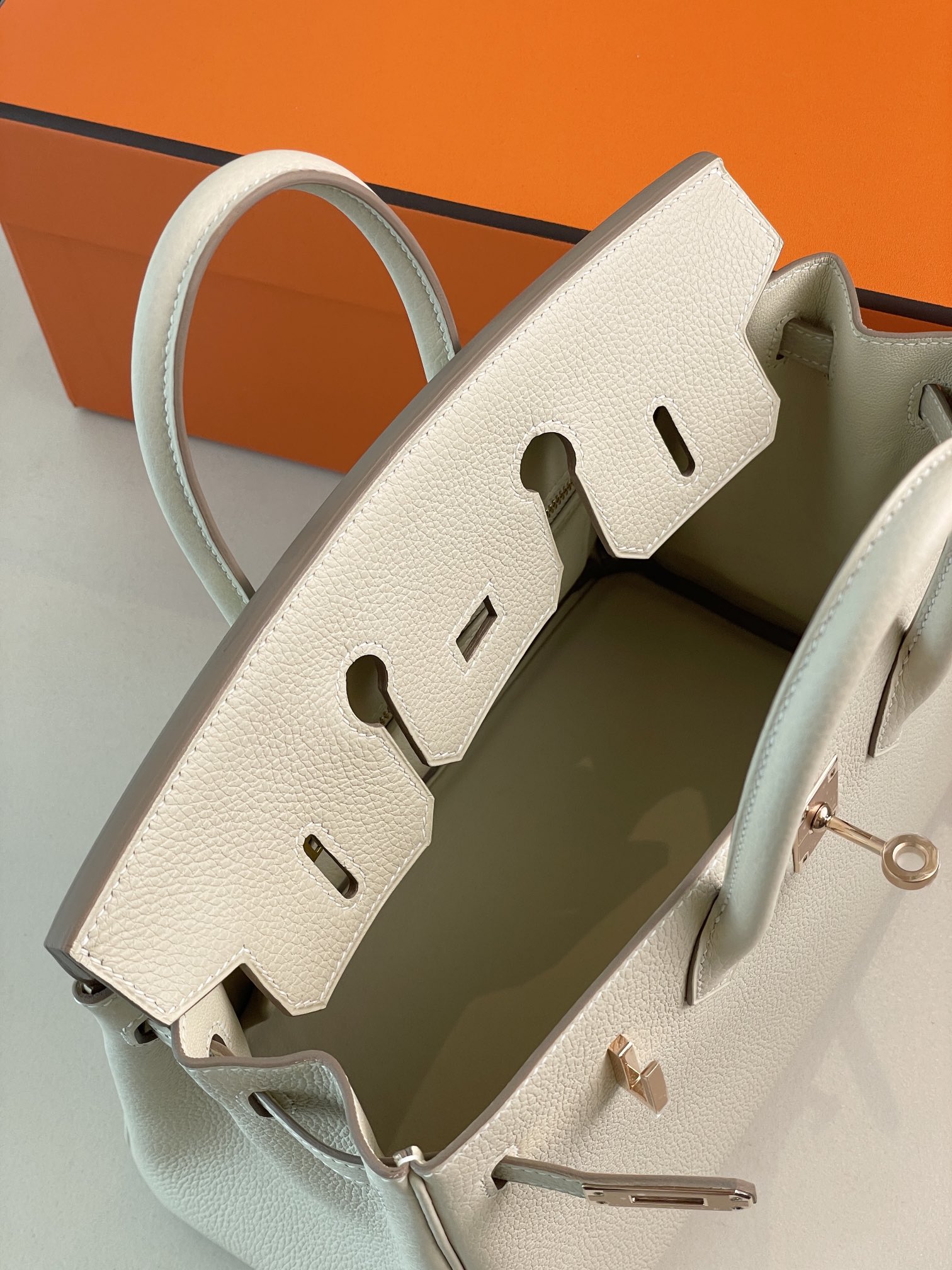 Birkin25 Milk Shake White Togo Rose Gold Button