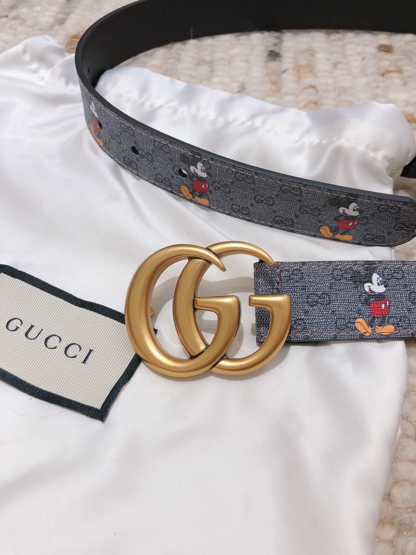 GUCCI 2020 Mickey Limited Edition Early Spring New Ace Series