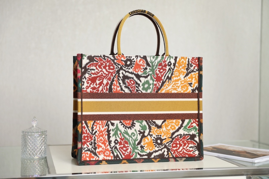 DIOR TOTE Paisley Yellow