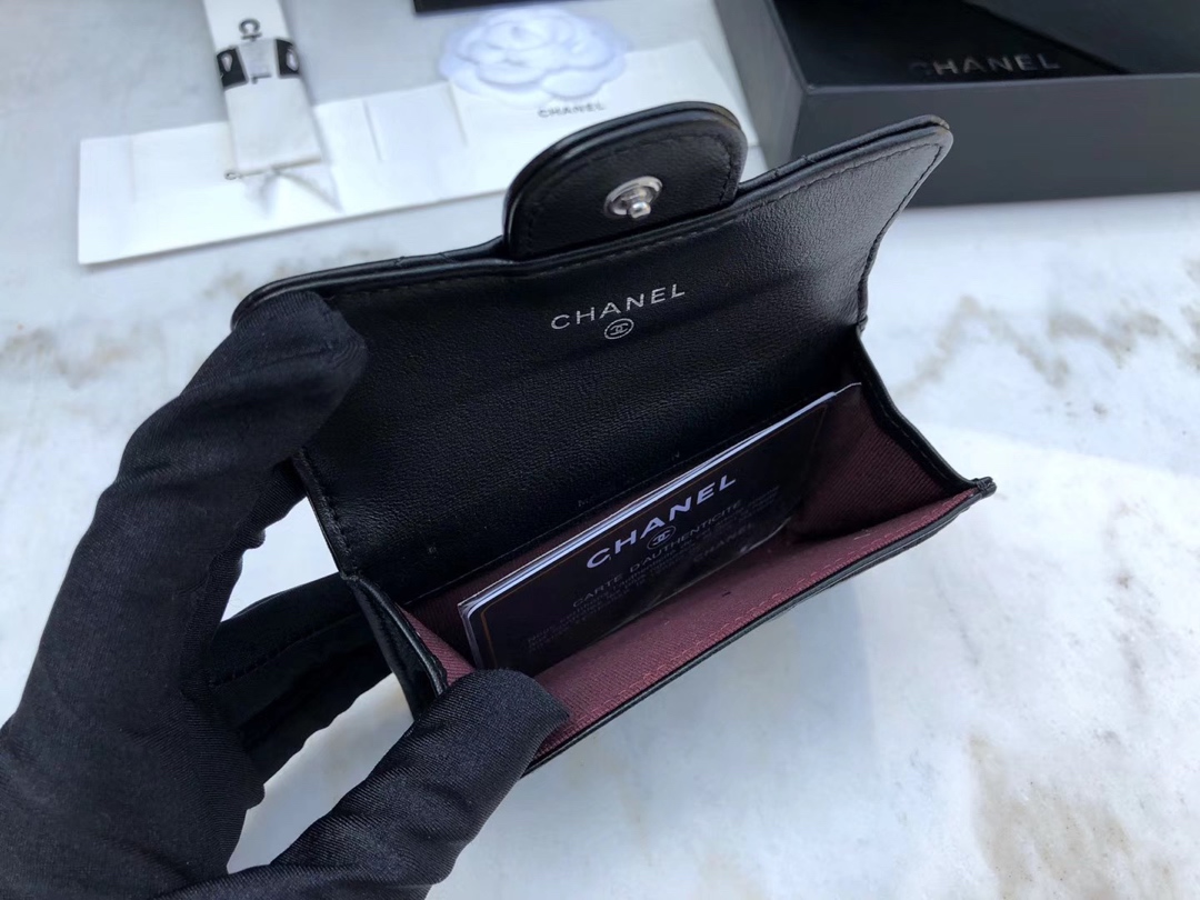 𝗖𝗛𝗔𝗘𝗡𝗟𝗖𝗖𝗹𝗮𝘀𝗶𝗰𝗙𝗹𝗮𝗽𝗽𝗽 adopts the 