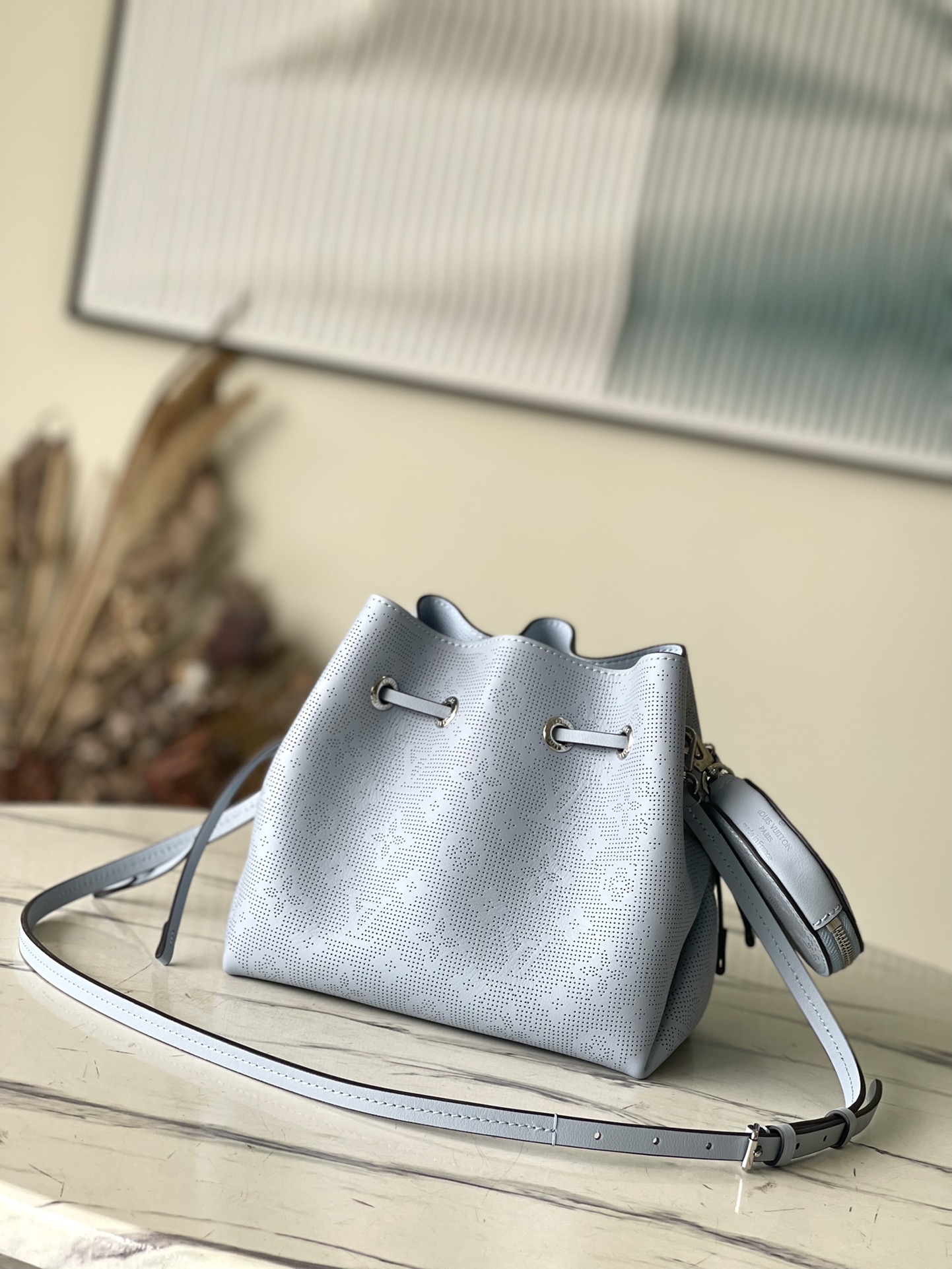 𝐋𝐎𝐔𝐈𝐒 𝐕𝐔𝐈𝐓𝐓𝐎𝐍   M21582