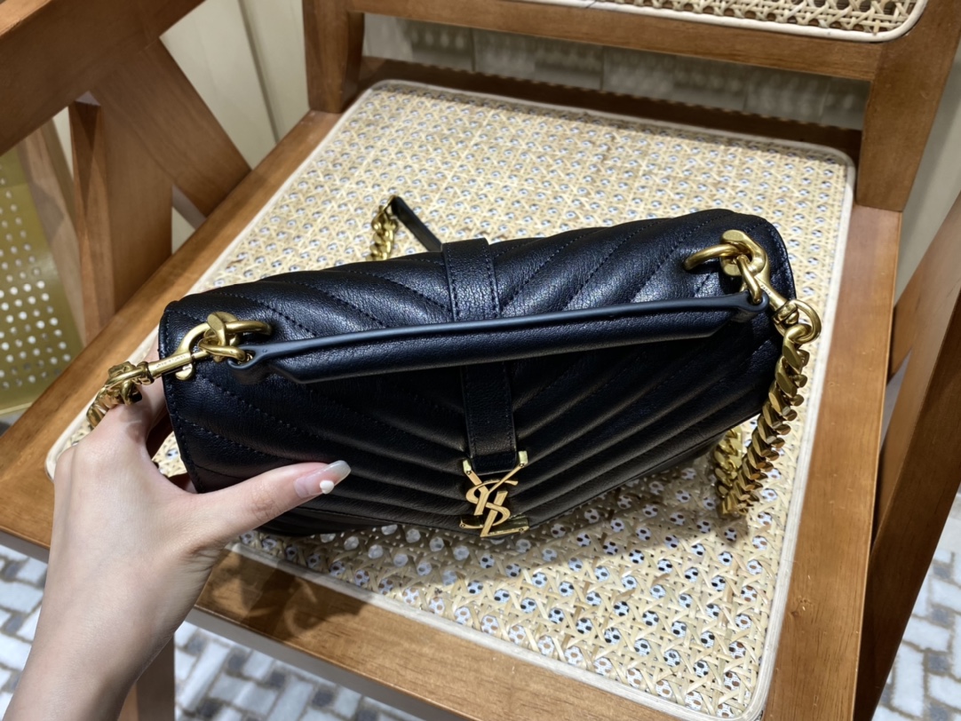 SAINT LAURENT 𝑴𝒐𝒏𝒐𝒈𝒓𝒂𝒎 𝒄𝒐𝒍𝒍𝒆𝒈𝒆 #428056 Original leather black gold.JD