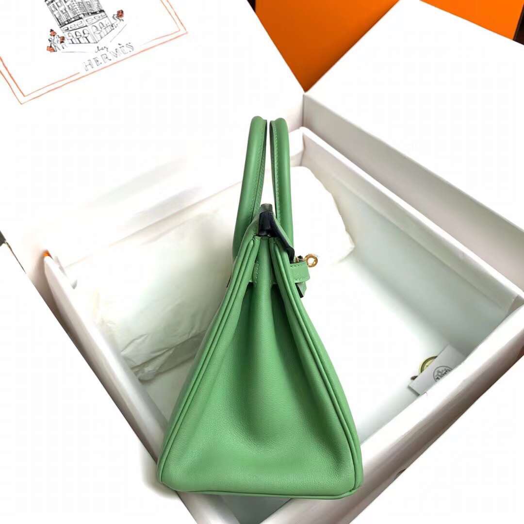 Birkin 25cm 3I Vert Criquet Avocado green 🥑 Gold buckle with silver clasp Original swift calfskin Beeswax thread handmade