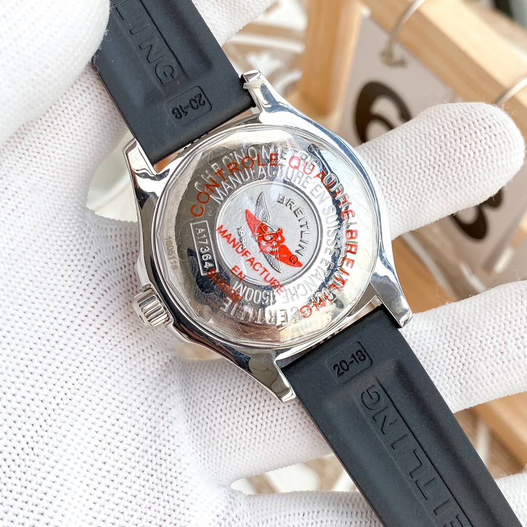 Breitling - Breitling A1736402 Superocean 316L stainless steel polished case