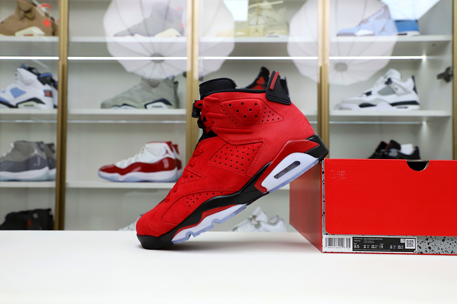 Air Jordan 6 Retro Toro