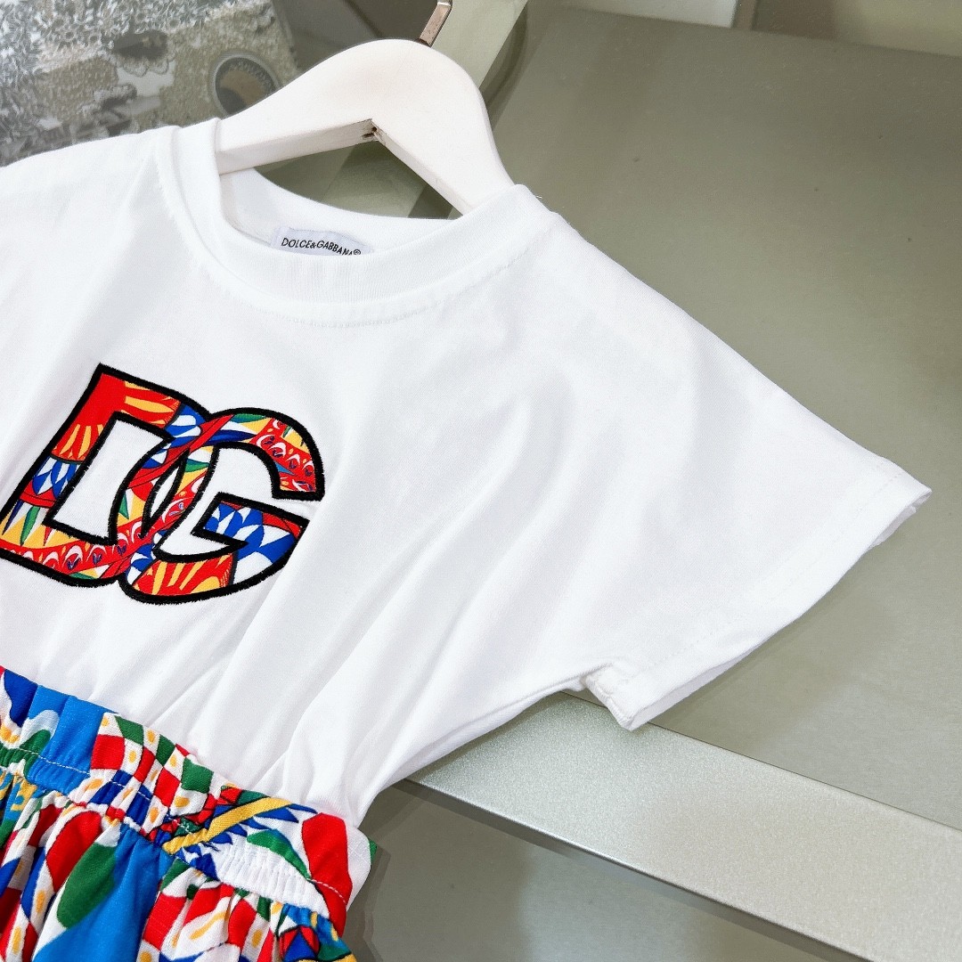 D&G spring and summer girls skirt suit