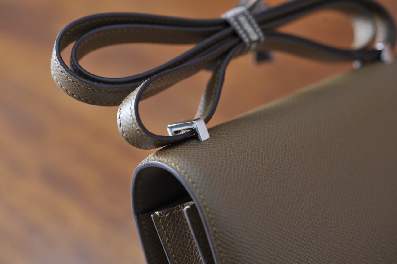 Kangkang 19 Weimaraner Silver Buckle Epsom Leather