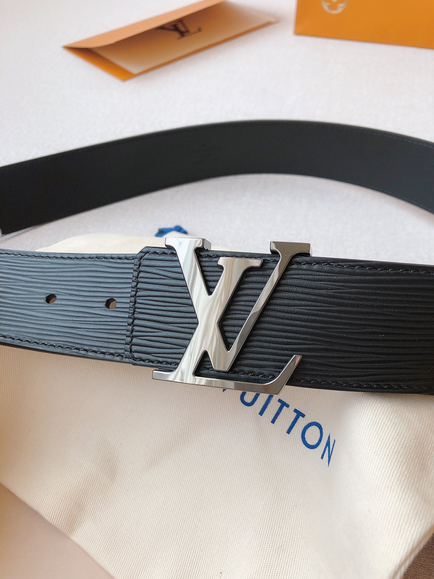 LOUIS VUITTO initials belt