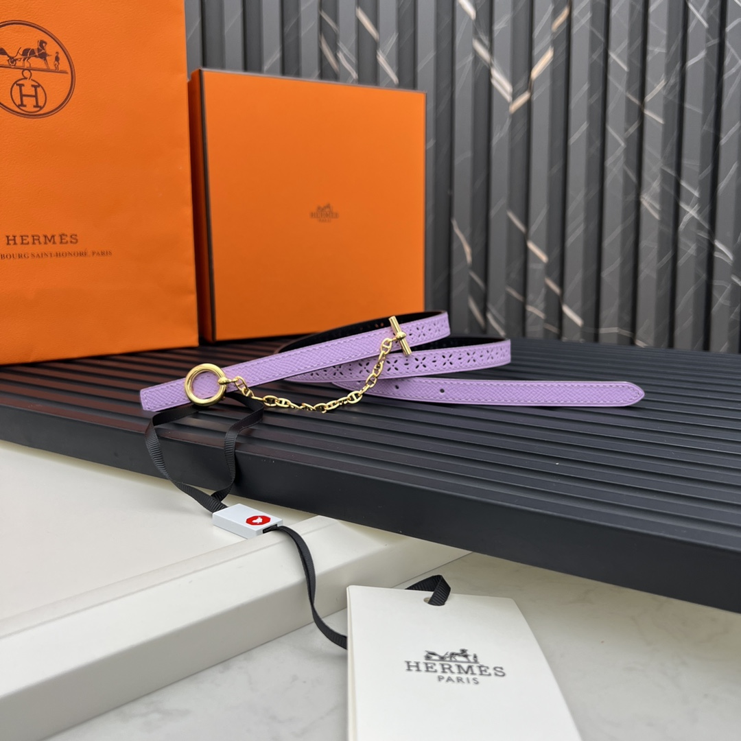 Reversible belt in Hermes Swift and perforated Epsom calfskin