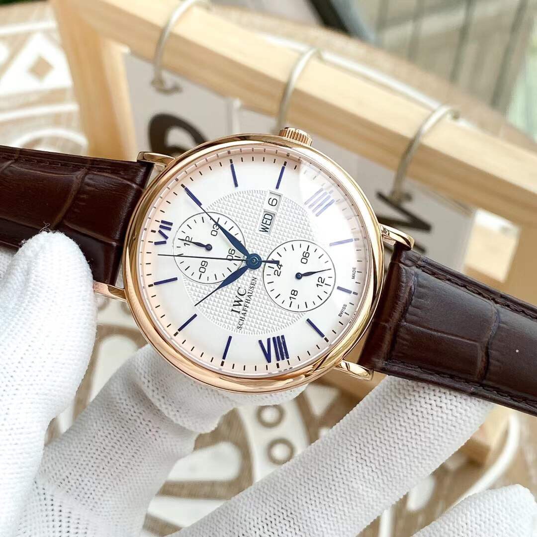 IWC- Fine men's watches Fully automatic mechanical movement, top 316 steel case and strap