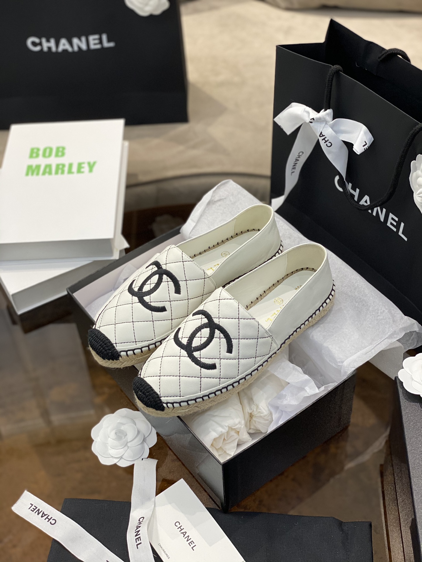 CHANEL fisherman shoes Chanel classic version of the original injection of rubber translucent rubber original color hemp sole