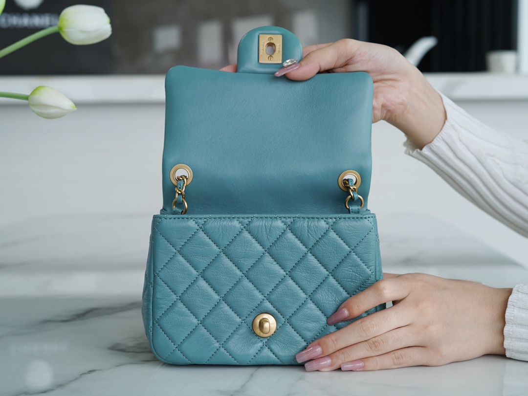 𝗖𝗛𝗔𝗘𝗡𝗟✦ Ball Fang Fatty Genuine Leather Lake Green