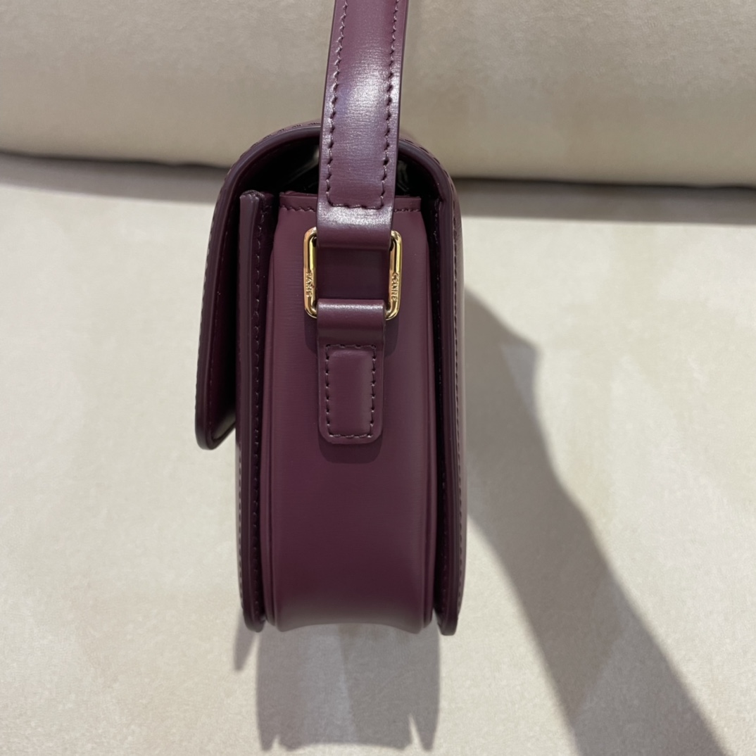 𝐂𝐞𝐥𝐢𝐧𝐞 Triomphe teen 18.5cm