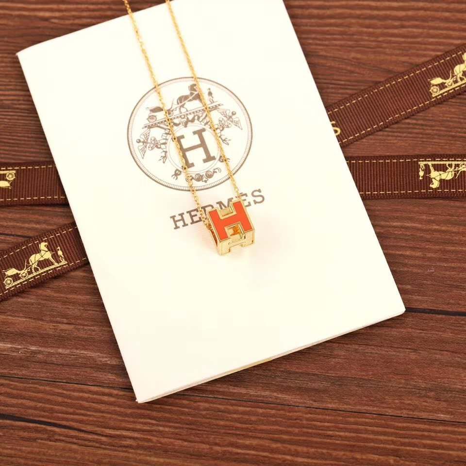 Hermes necklace