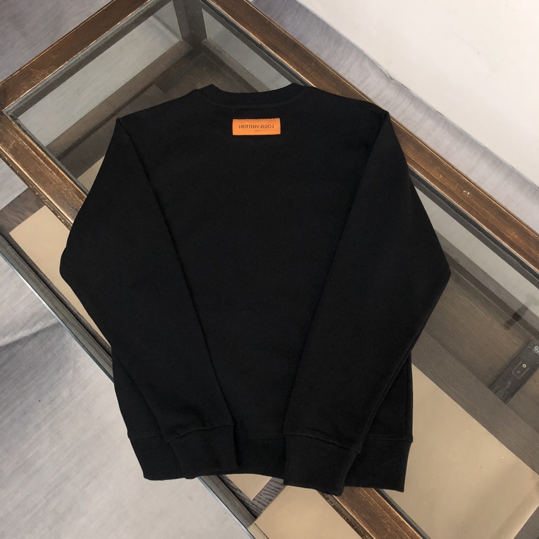 Louis Vuitton 2023 new autumn and winter couples style round neck sweatshirt