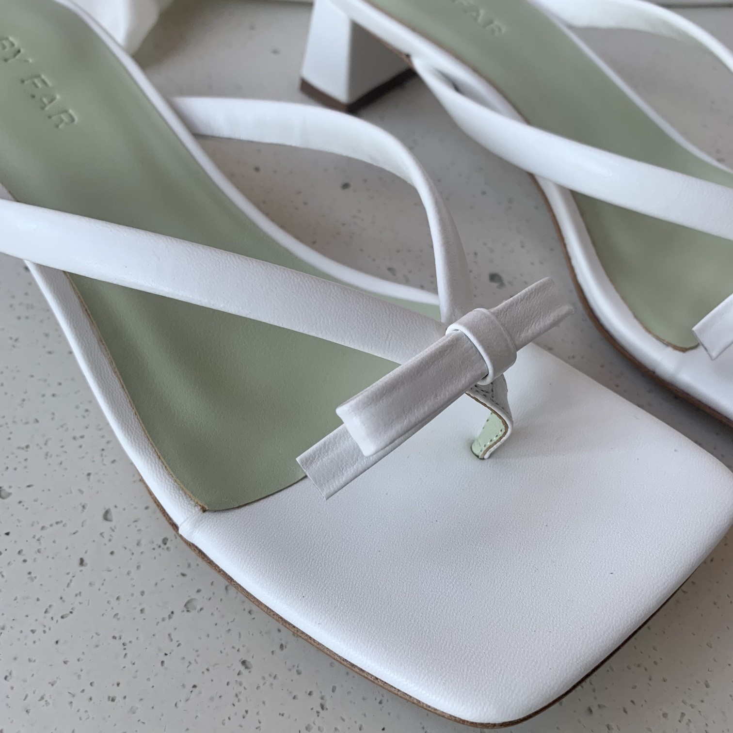 BY FAR | 𝟐𝟎𝟐𝟏/𝐒𝐒 𝐧𝐞𝐰 BY FAR21 spring and summer square-toed flip flops A series of super summer colors