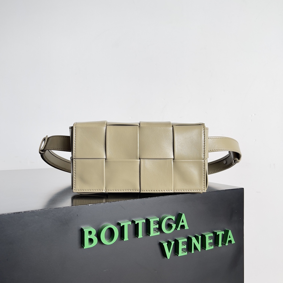 Bottega Veneta BV four compartment belt bag mini cassette taupe #651053