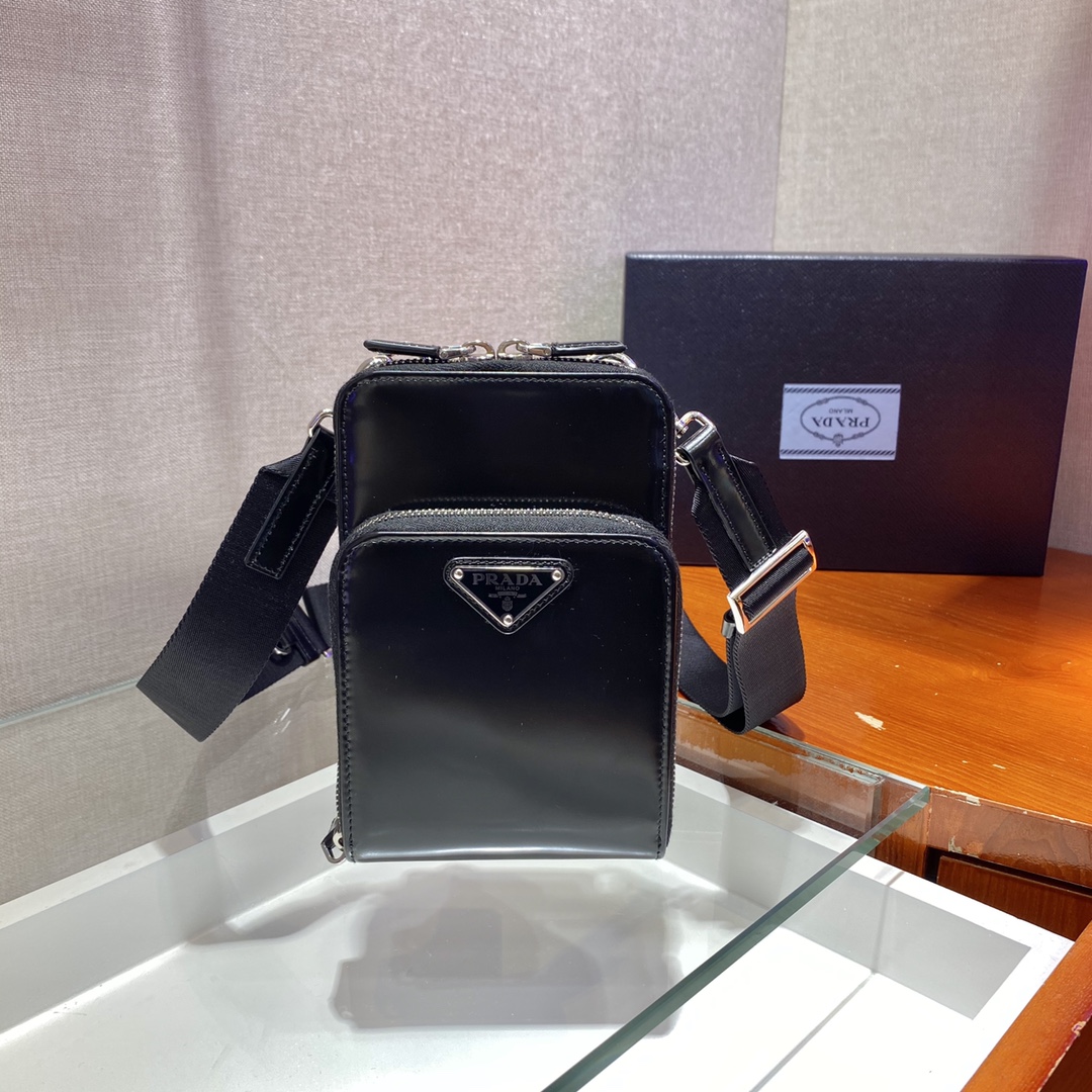 𝐏𝐑𝐀𝐃𝐀 New cell phone bag 2ZH126