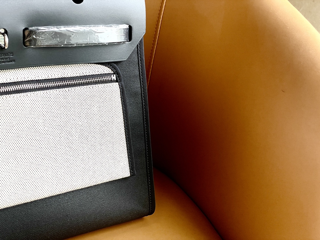 Herbag31 Black Silver