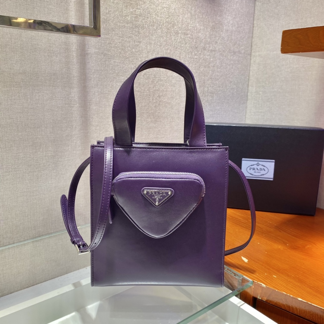 𝐏𝐑𝐀𝐃𝐀 New Women's Bag 1BG418