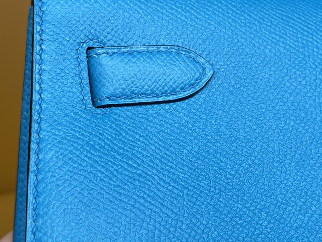 Kelly28 Izmir blue epsom leather