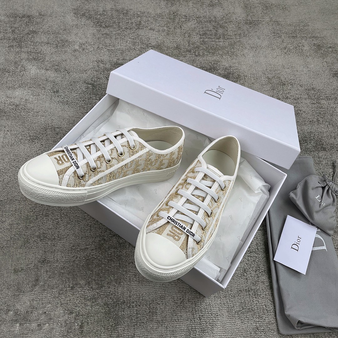 DIOR Antique Style Cloth Shoes Gold Full electric embroidery Water-dyed sheepskin lining Private moulded outsole