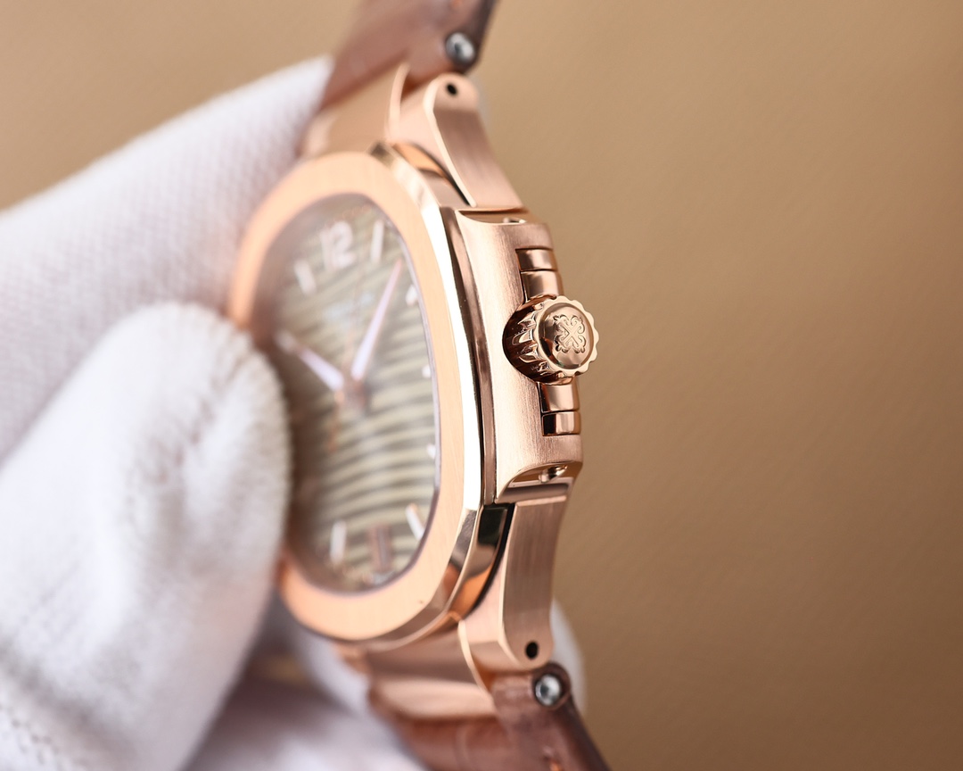 Patek Philippe Sporty Elegance Nautilus Ladies Watch