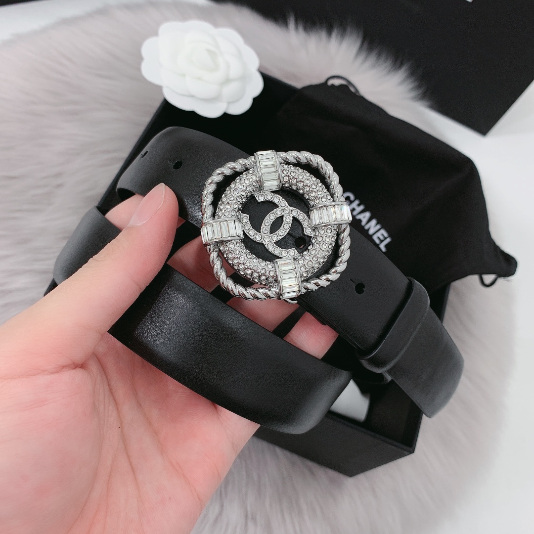 𝗖𝗛𝗔𝗡𝗘𝗟  Belt