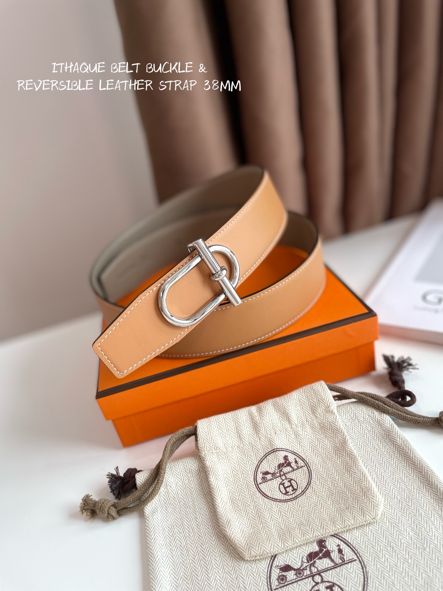 Hermes  ITHAQUE BELT BUCKLE & REVERSIBLE LEATHER STRAP