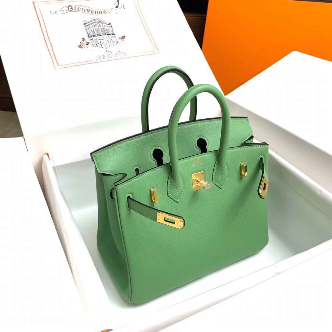 Birkin 25cm 3I Vert Criquet Avocado green 🥑 Gold buckle with silver clasp Original swift calfskin Beeswax thread handmade