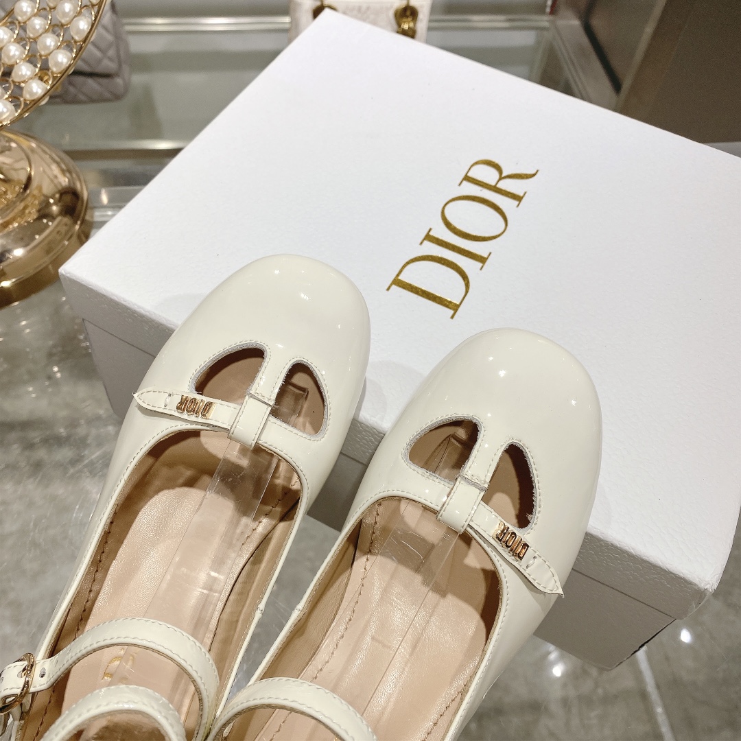DIOR Retro Fashion Cutout Double Buckle Chunky Heel Mary Janes 6.5cm Beige