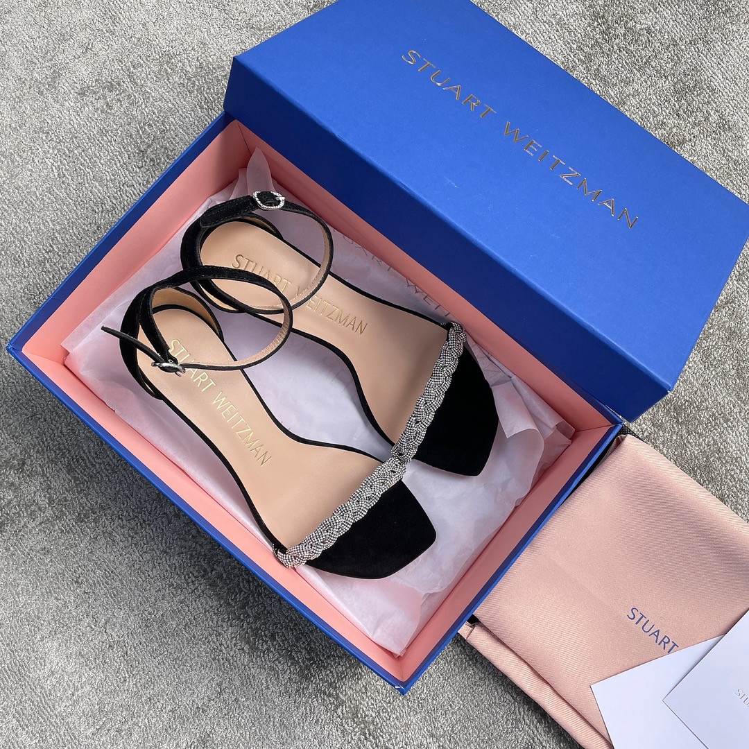Stuar*t weitzma*n sandals