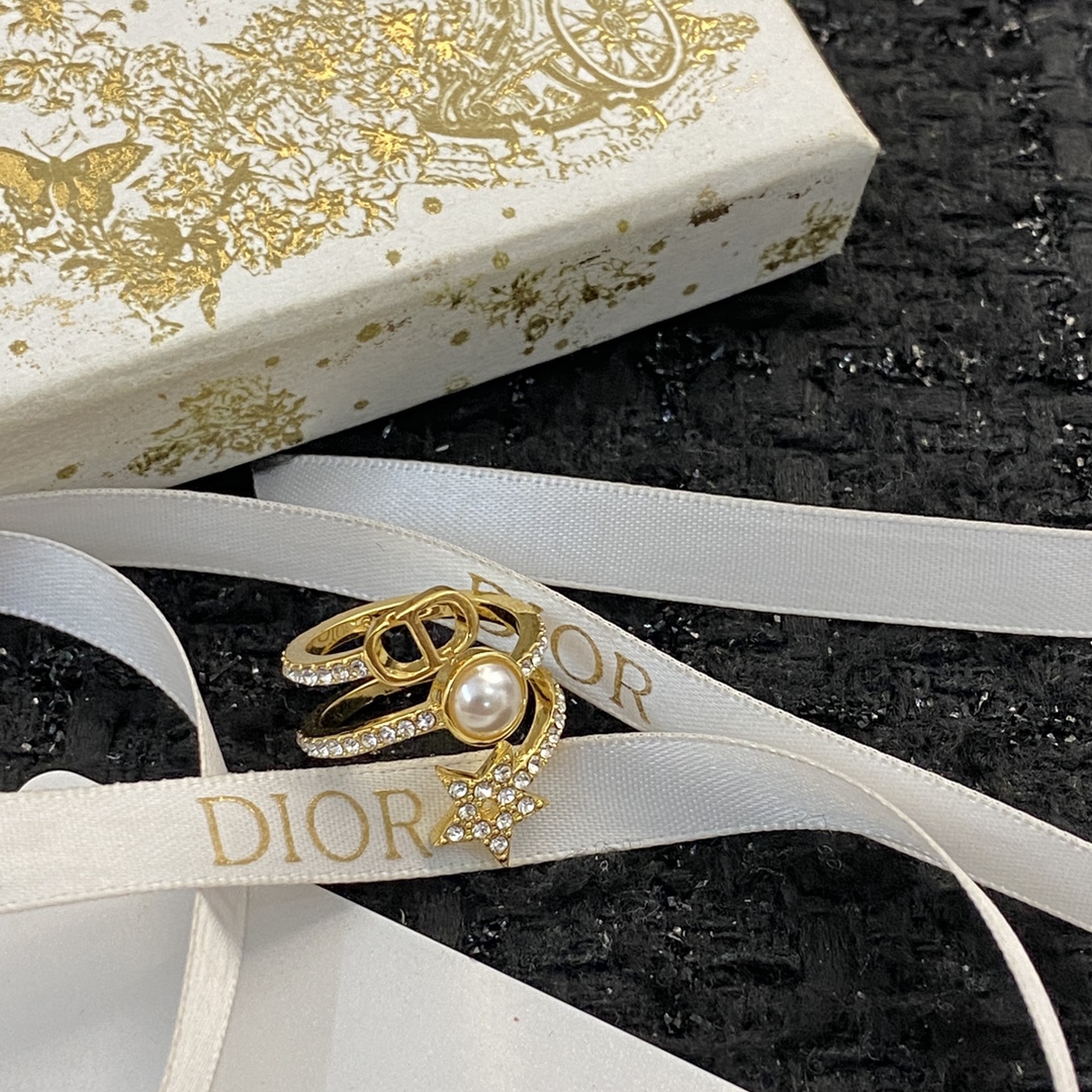 Dior ring