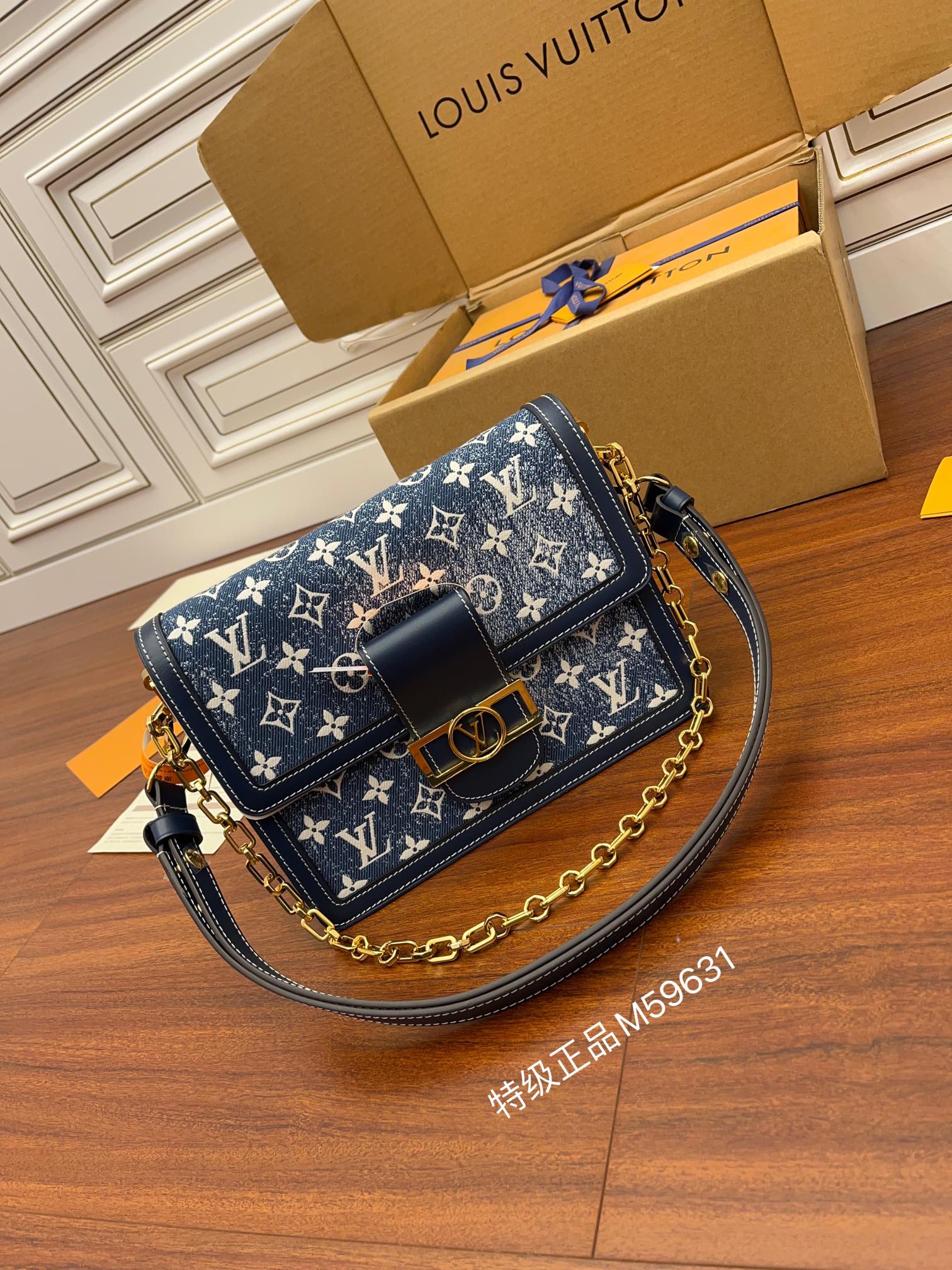 Louis Vuitton M59631