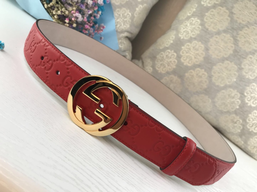 GUCCI double G buckle G buckle leather embossed