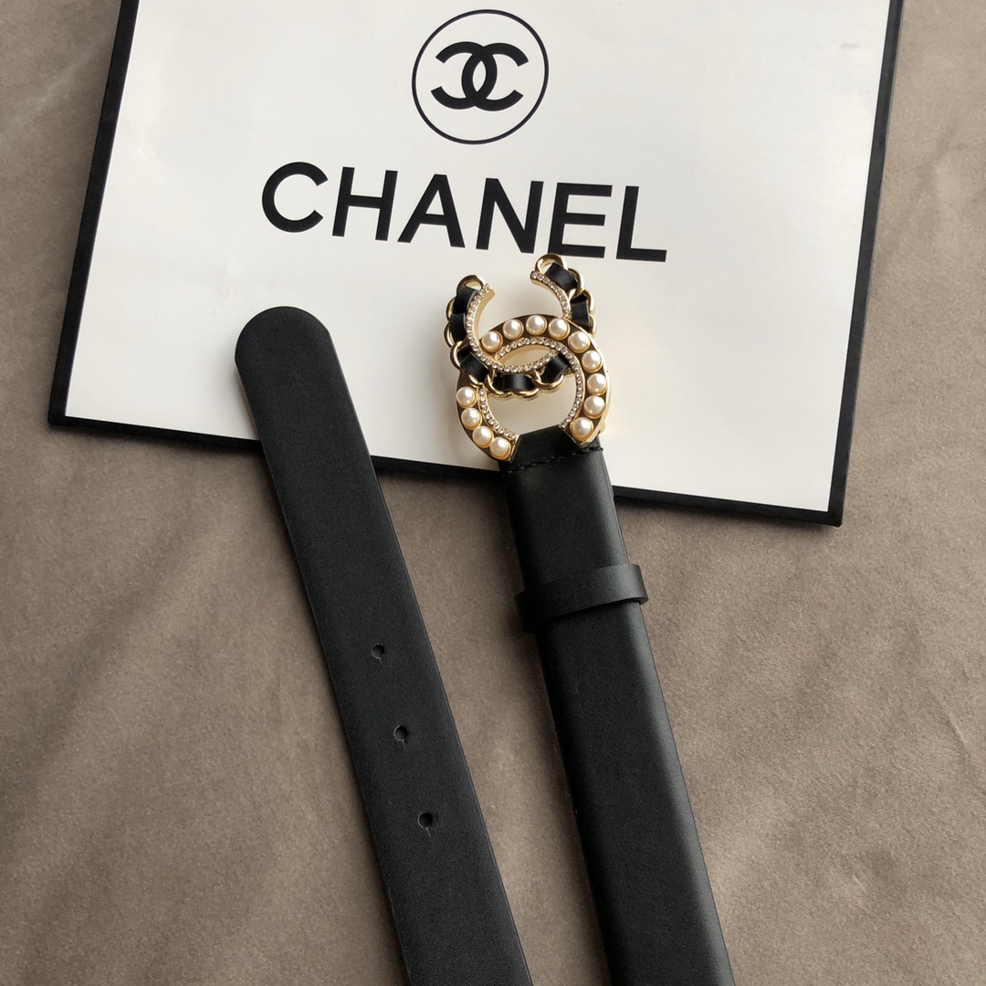 𝗖𝗛𝗔𝗡𝗘𝗟 Women's Belts