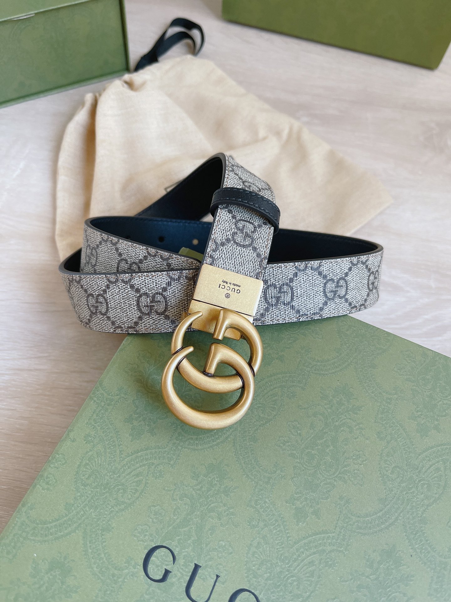 GUCCI imported calfskin leather