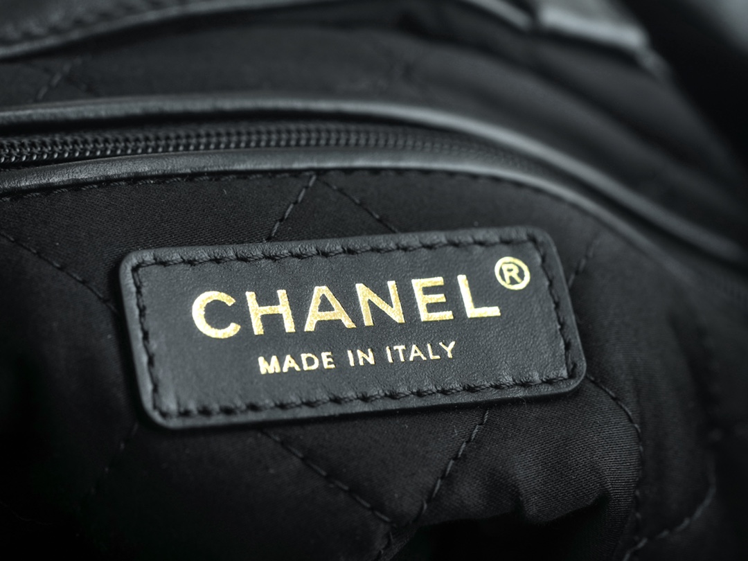 𝗖𝗛𝗔𝗘𝗡𝗟✦ 23P Spring Summer New Backpack Small Black➿