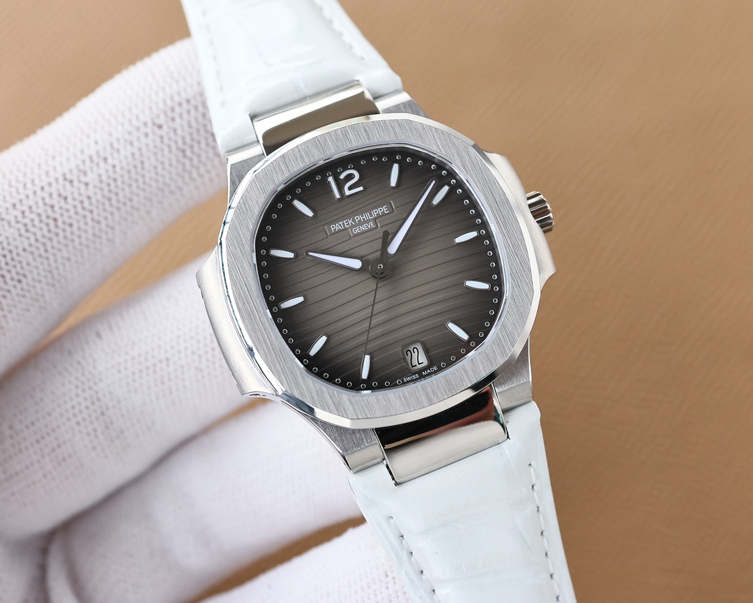 Patek Philippe Sporty Elegance Nautilus Ladies Watch