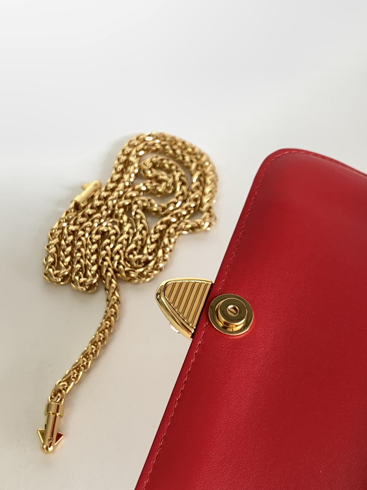 BVLGARI joint design