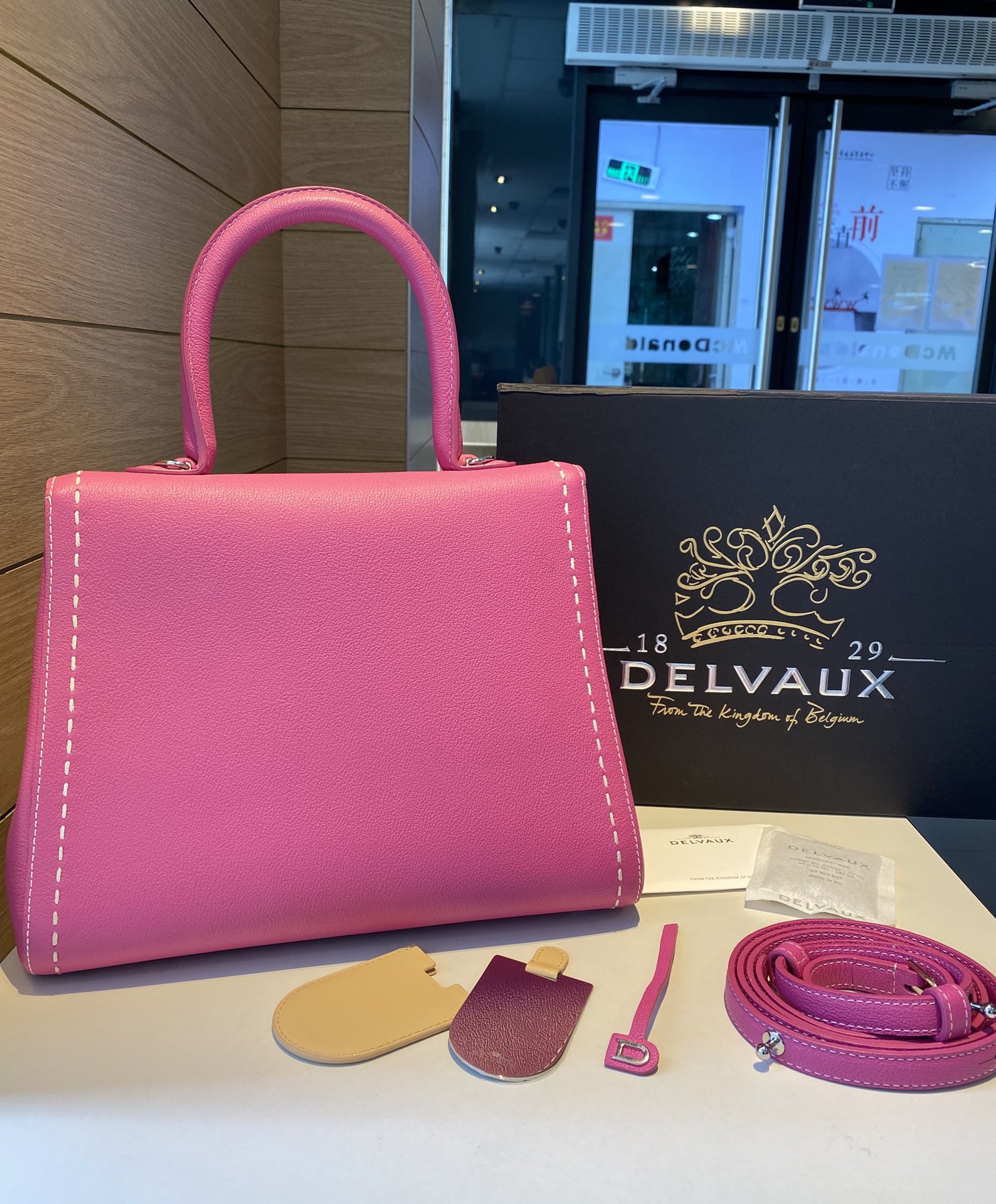 DELVAUX      🇧🇪brillant togo