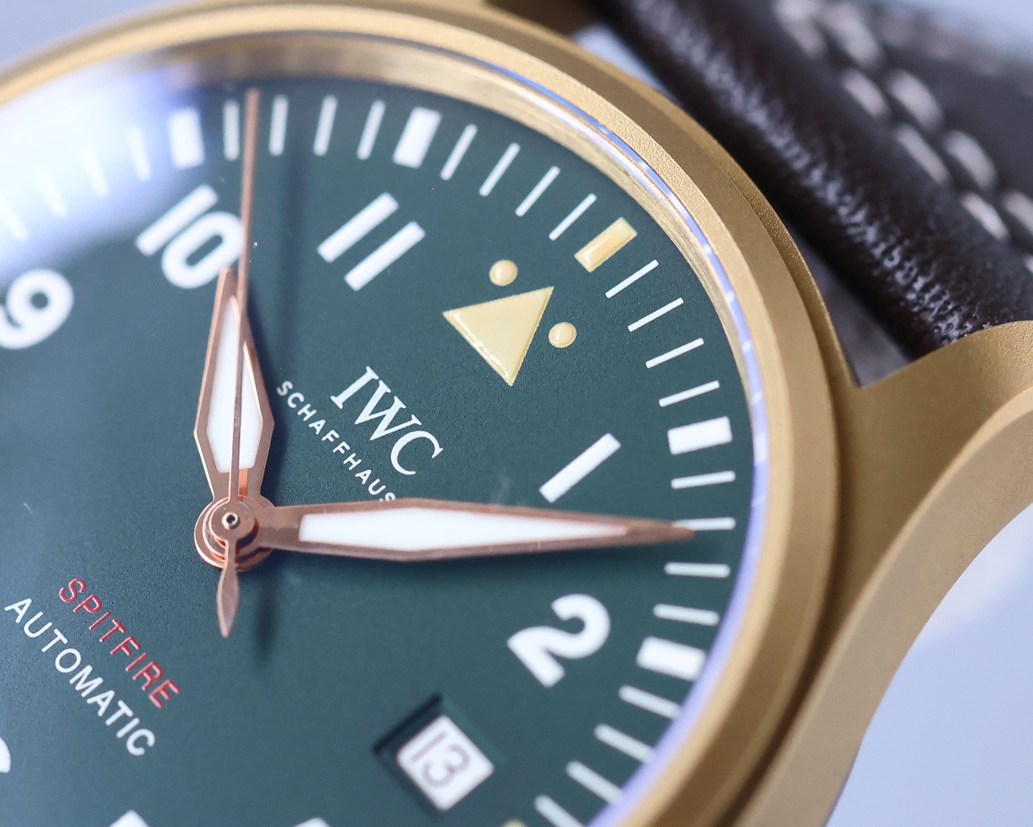 IWC- Spitfire Bronze automatic mechanical watch Titanium caseback