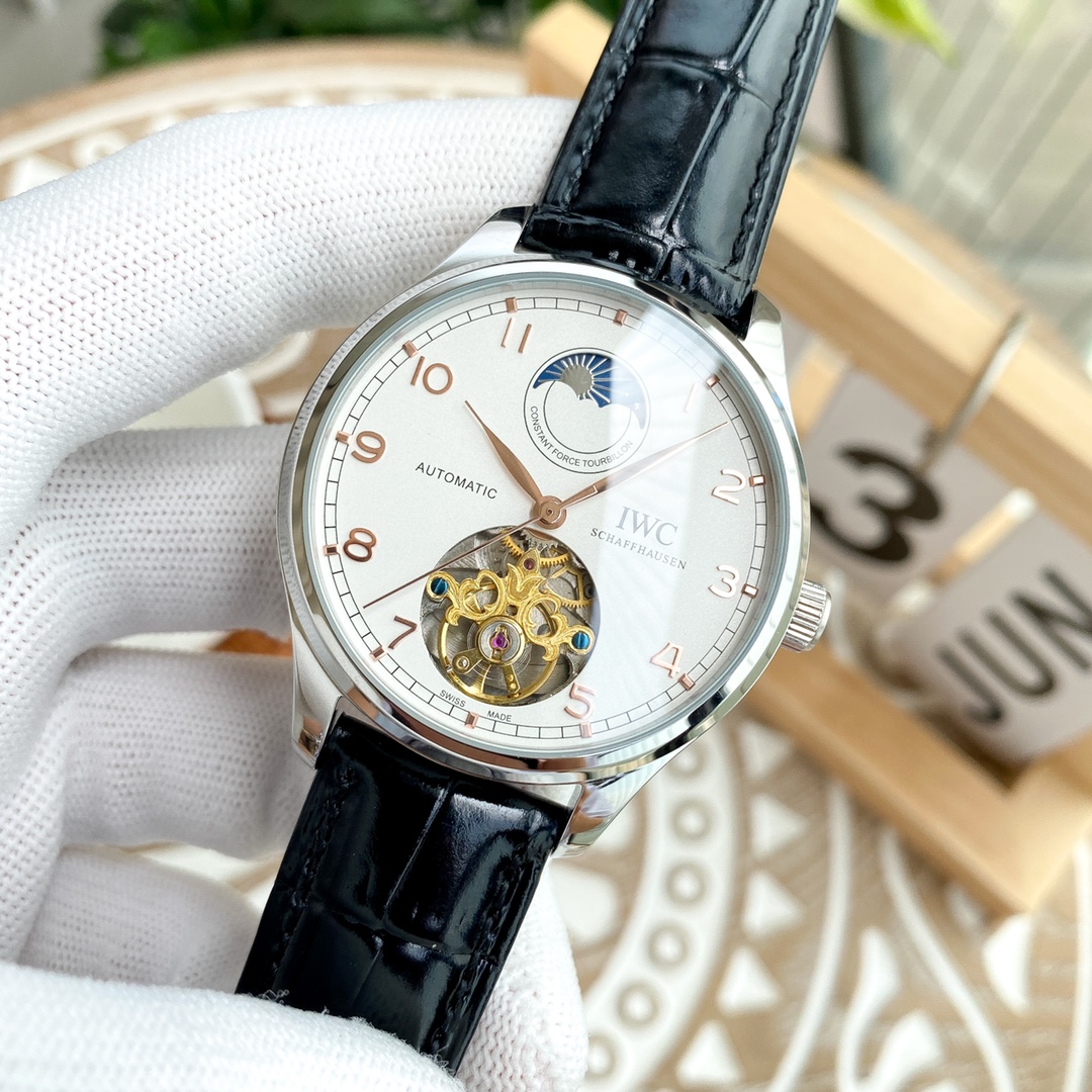 IWC- Fine men's watches Fully automatic mechanical movement, top 316 steel case and strap