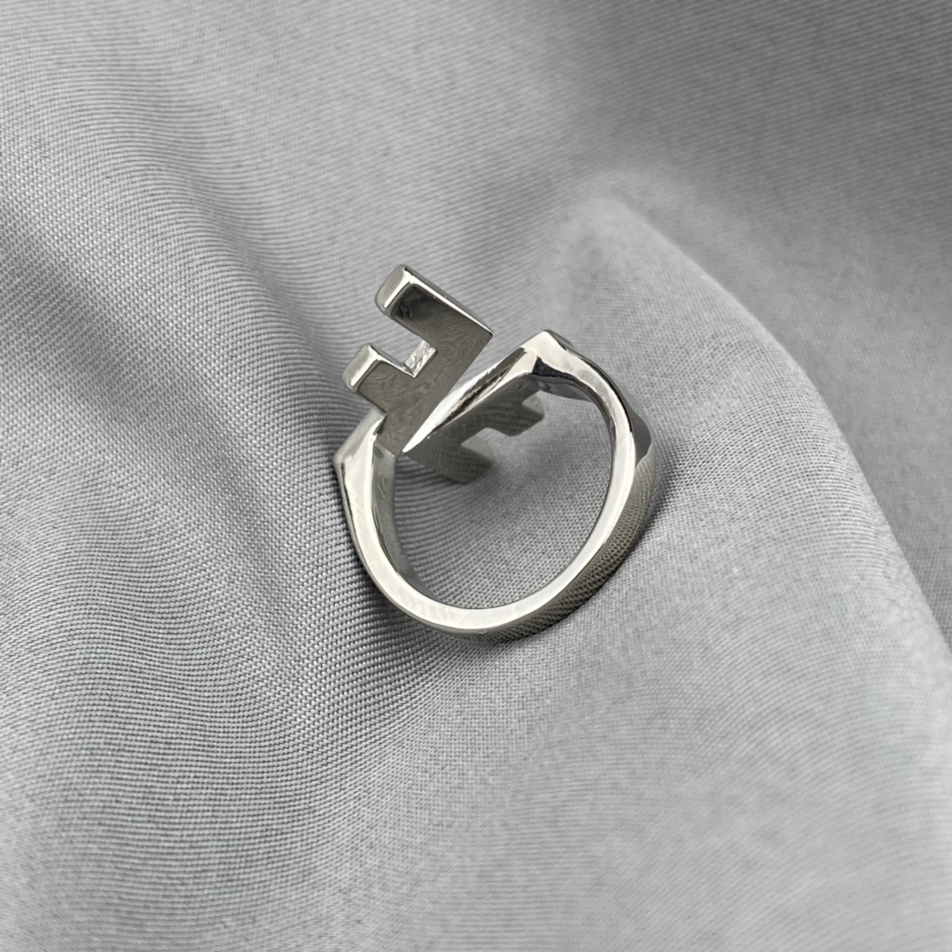 Fendi Ring